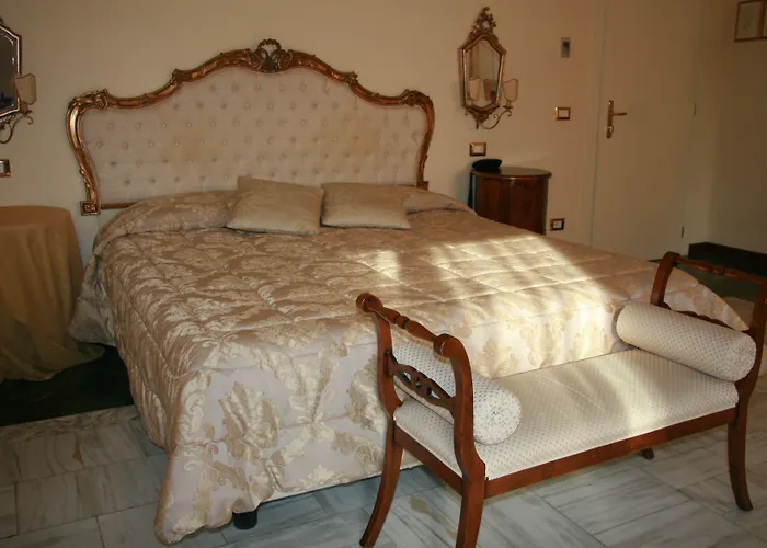 Alessandro Della Spina 3* Pisa