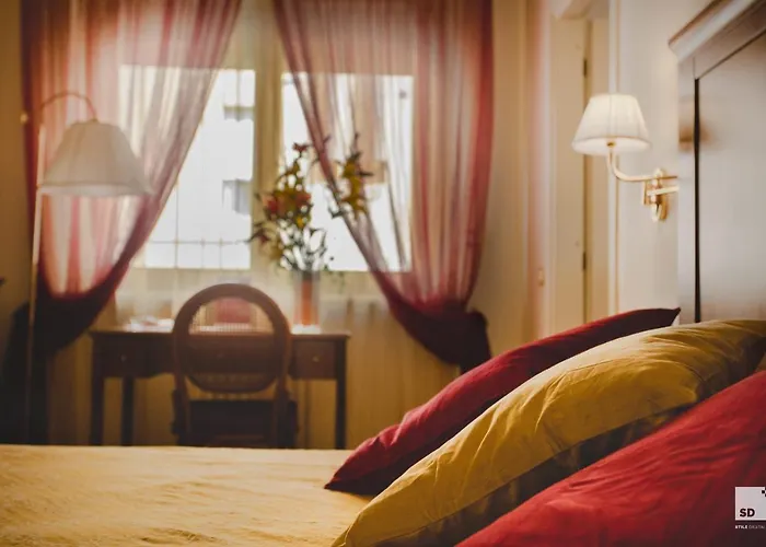 Alessandro Della Spina Hotel 3*