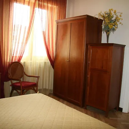 Hotel Alessandro Della Spina 3*