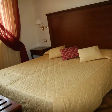 Alessandro Della Spina 3* Pisa