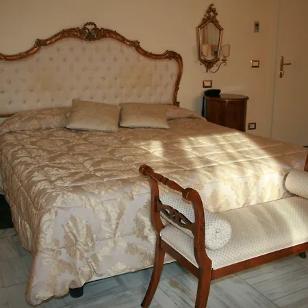 Alessandro Della Spina 3* Пиза