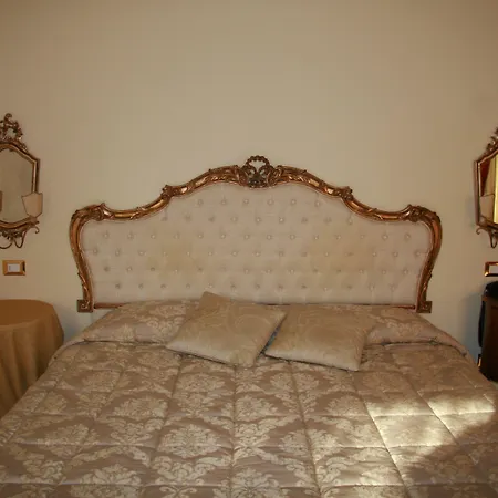 Alessandro Della Spina 3* Pisa