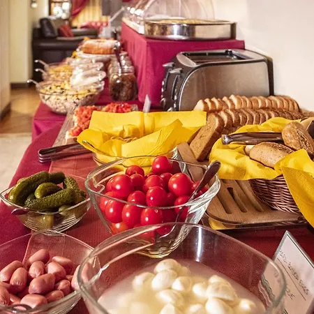 Отель Alessandro Della Spina